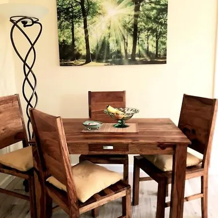 Gaeste- Und Monteurwohnung Alte Gaertnerei Lägenhet