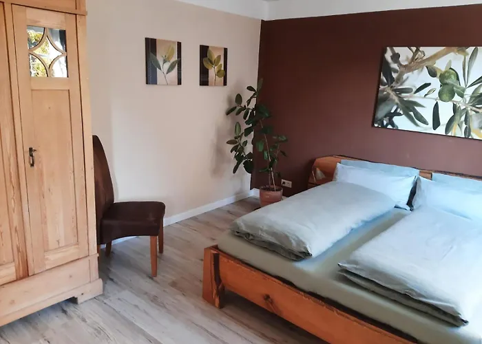 Gaeste- Und Monteurwohnung Alte Gaertnerei
